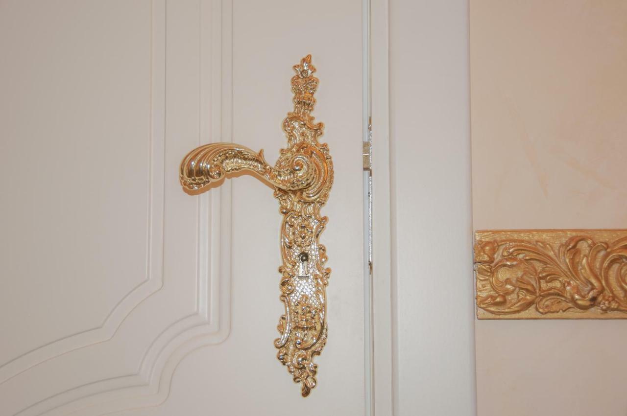 Fiore D'Arancio Luxury City Center Apartment Verona Exterior foto